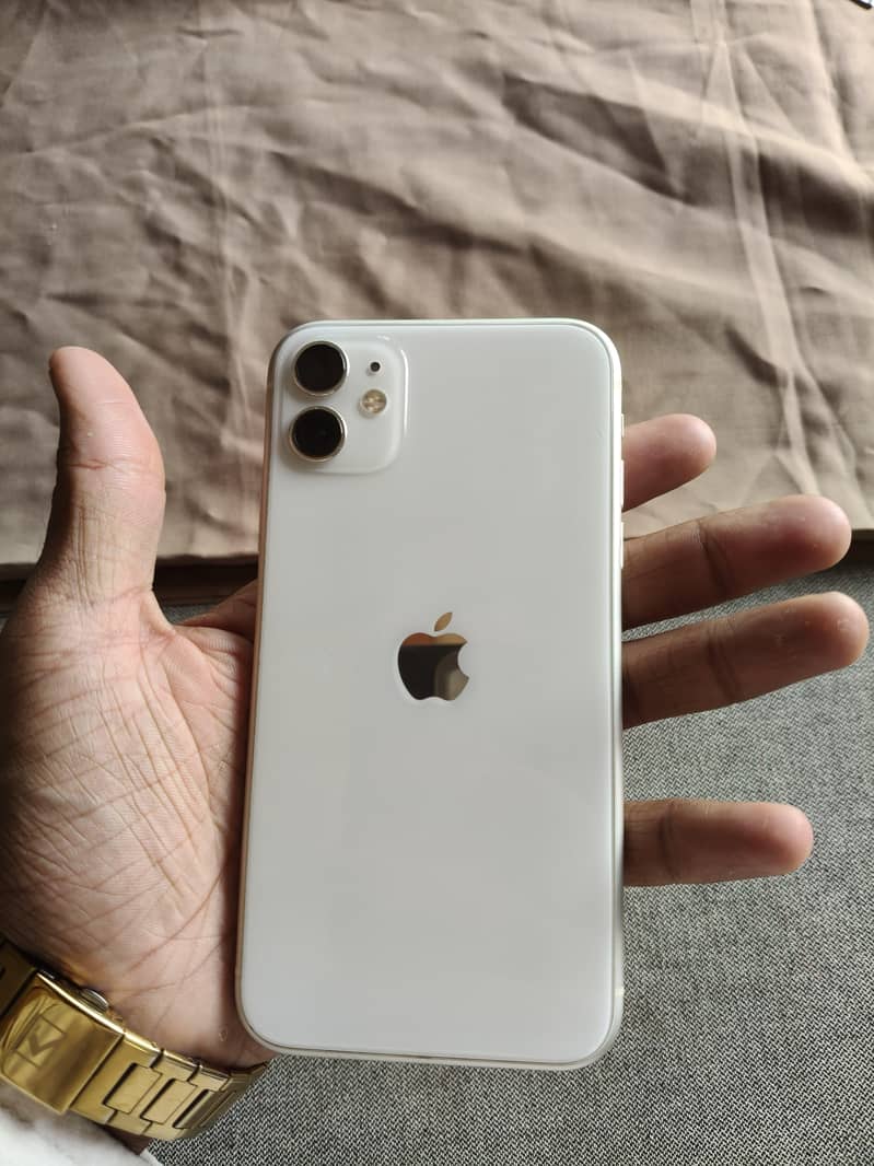 Apple iPhone 11 0
