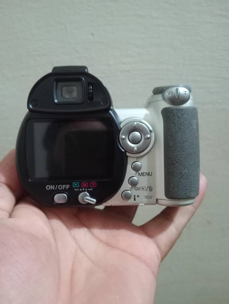 imported camera 1