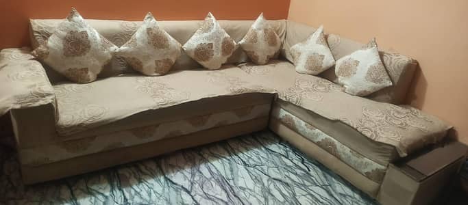 L shaped 6 seater sofa with sofa cover and cushions