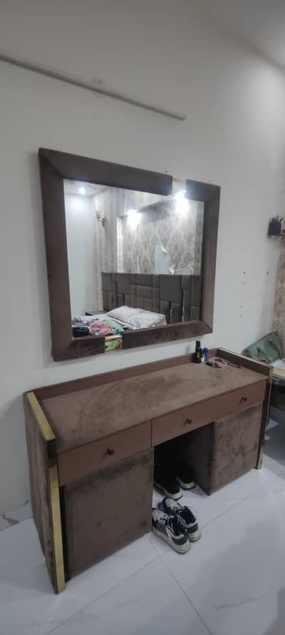 King size bed set for sale