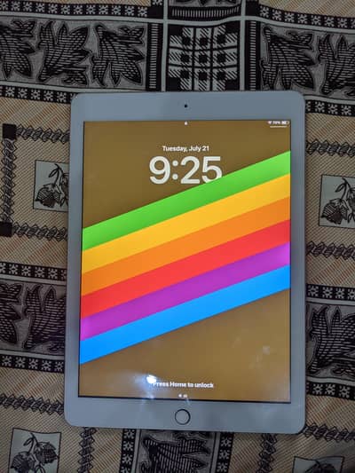 Ipad 6th generation 128 GB | Urgent sale