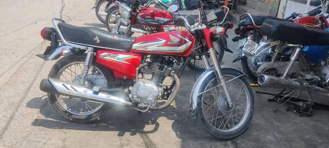 Honda CG 125 Euro 2 – 2016 Model – Excellent Condition