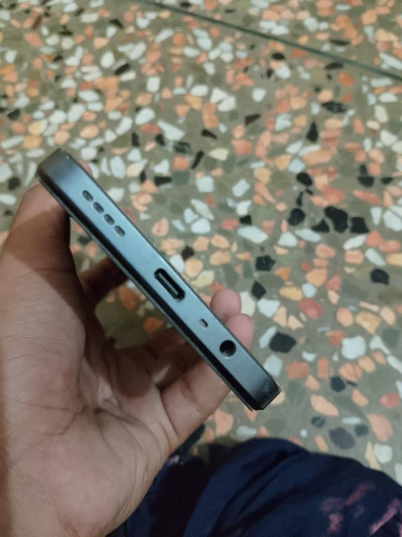 Realme Note 60x 2
