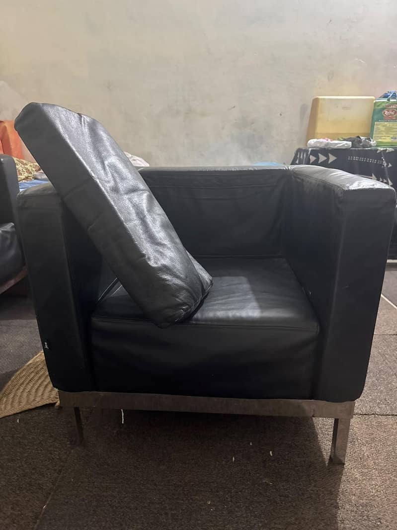 sofa for sell 1