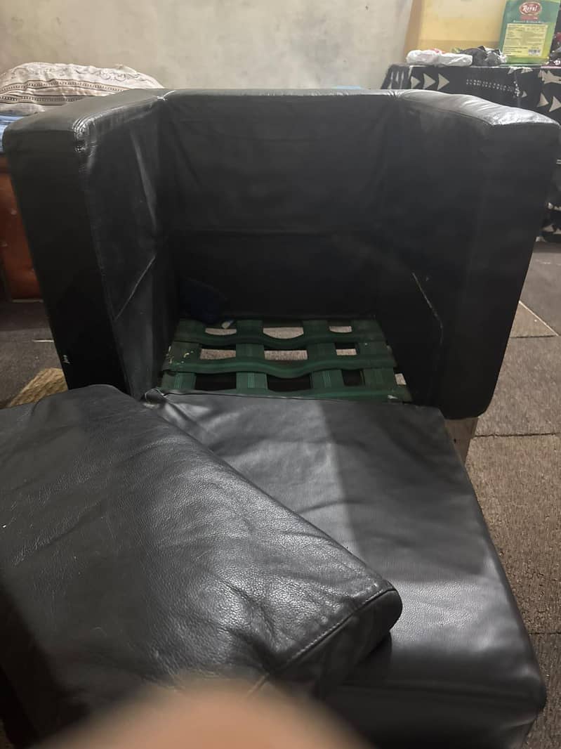 sofa for sell 2