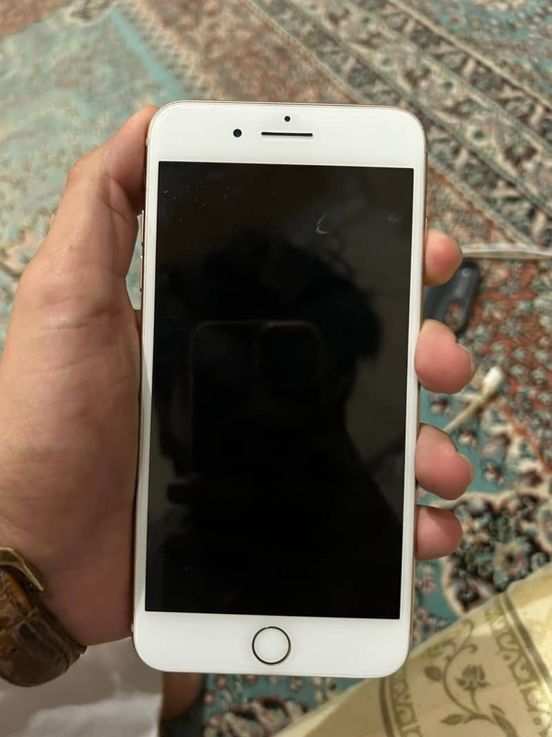 Iphoen 8 plus 1