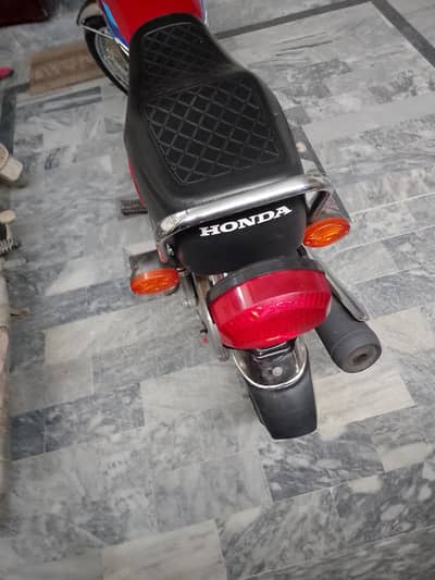 Honda CG 125 2023