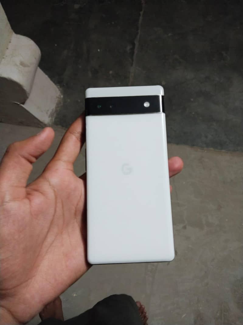 Google Pixel 6a 1