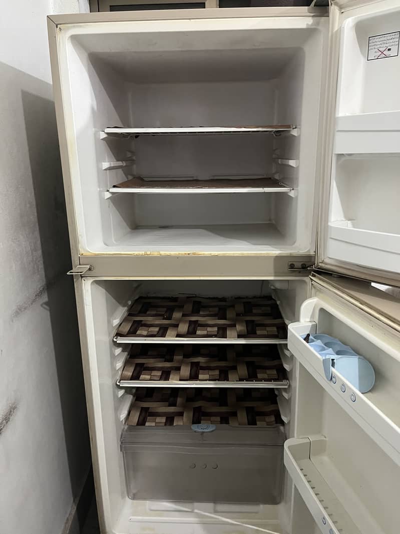 Haier fridge / refrigerator 4