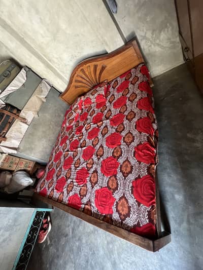 Double bed and safe used