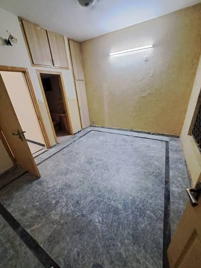 5 Marla Separate Entrance First Floor For Rent