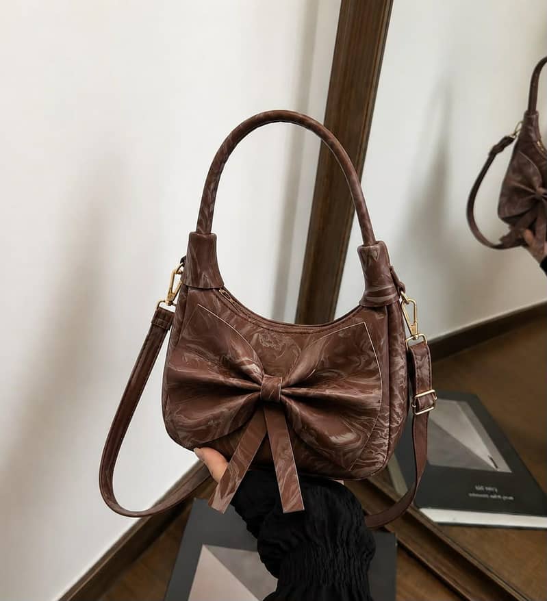 handbag 16