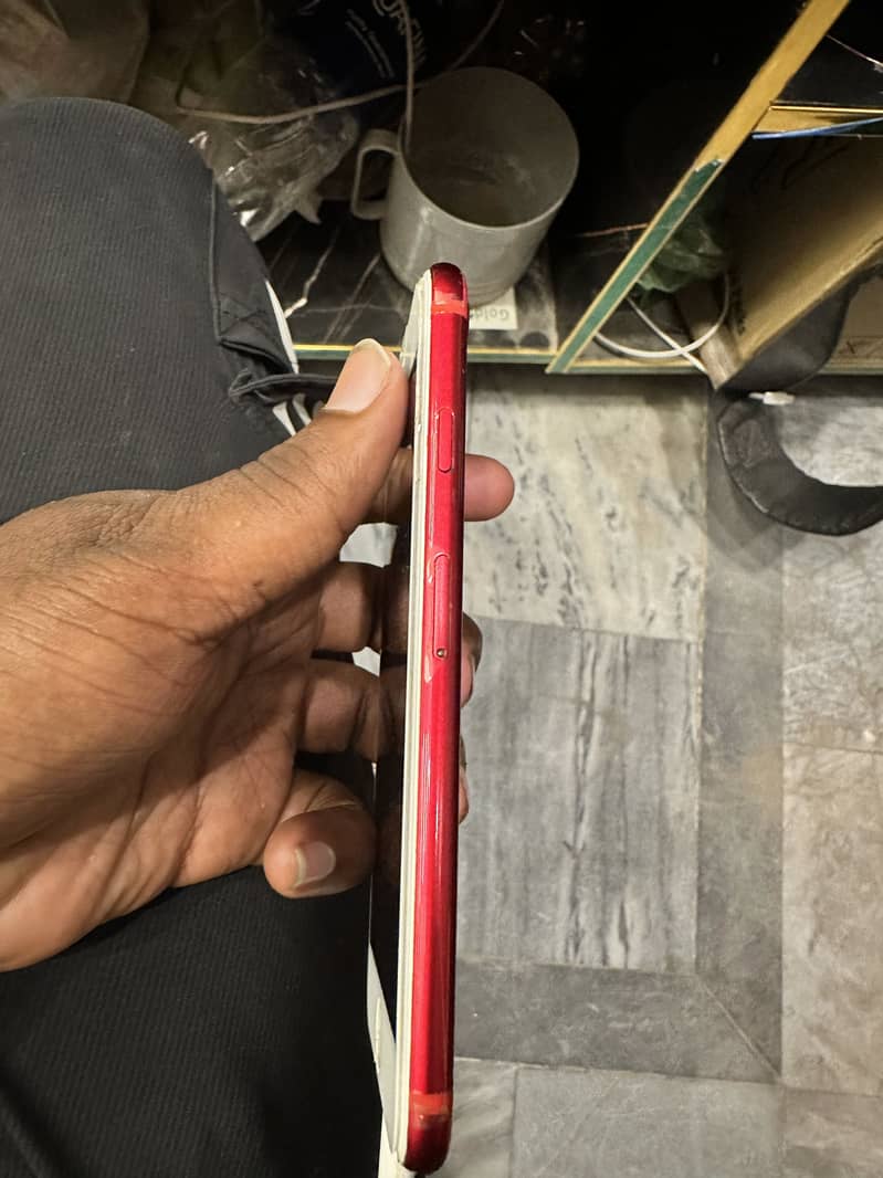Apple iPhone 7 1