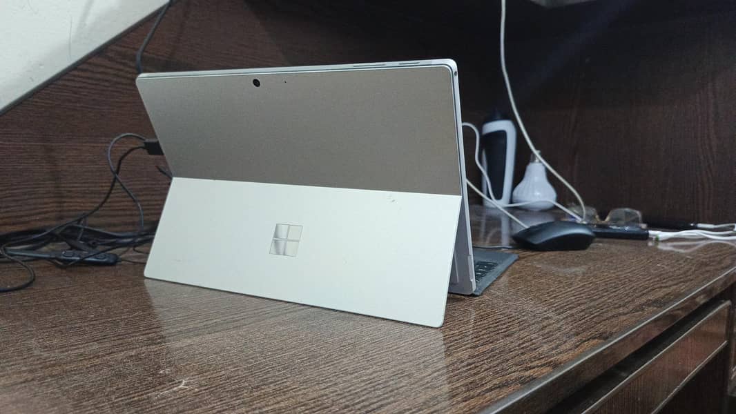 Microsoft Surface Pro 7 8