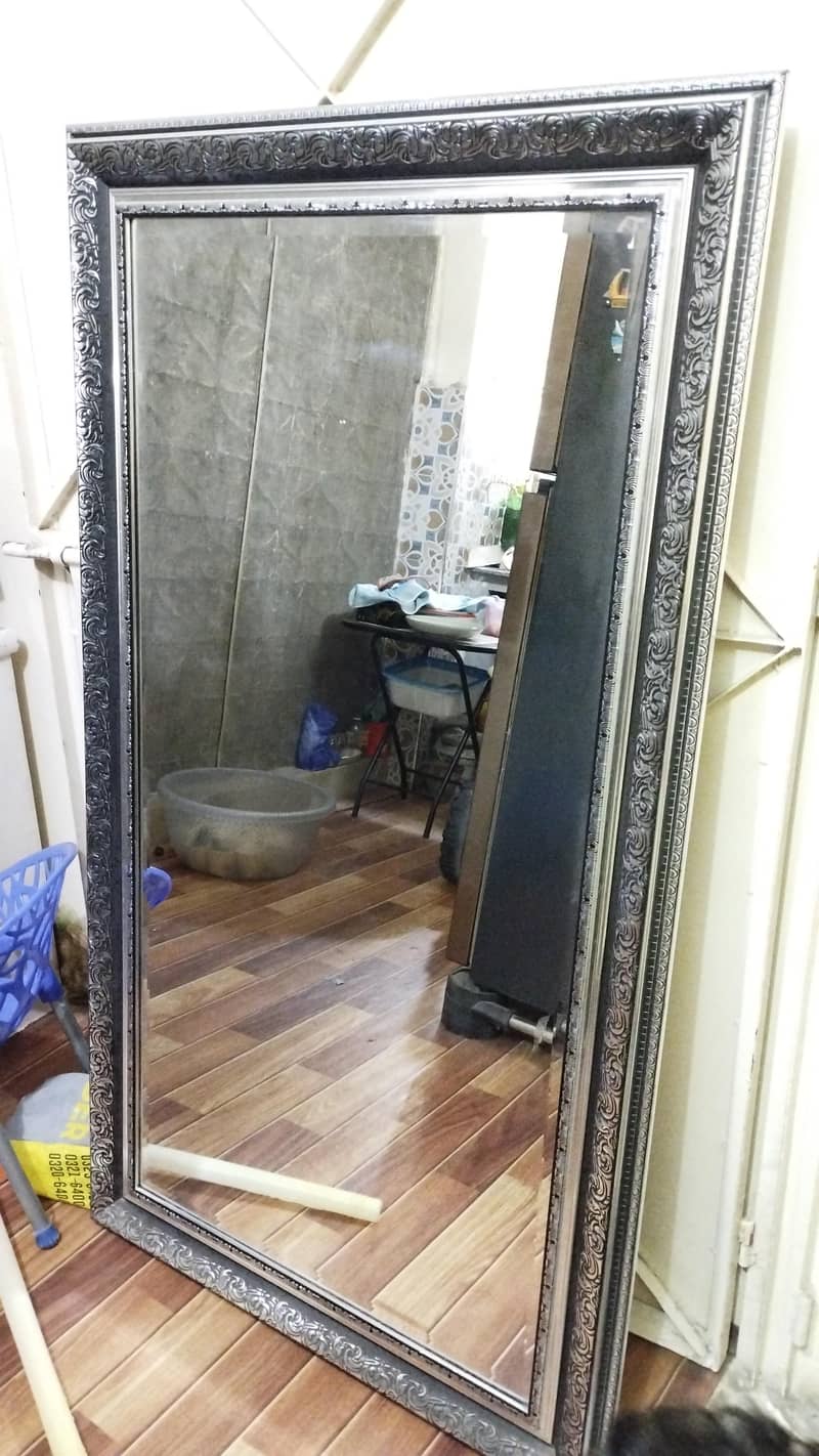 long mirror 0