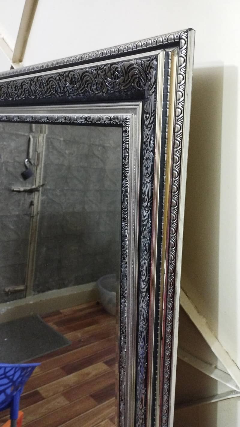 long mirror 1