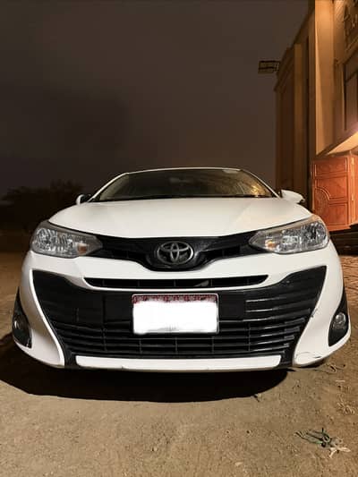 Toyota Yaris 1.3 gli cvt 2021