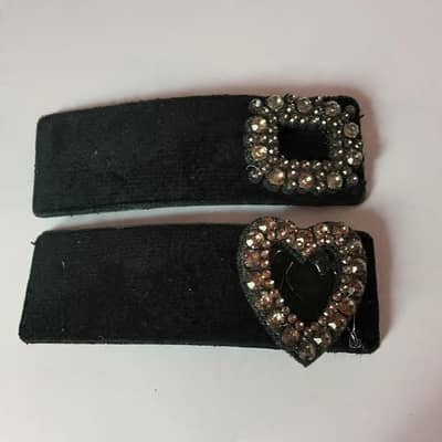 crystal welvet hair clips pair
