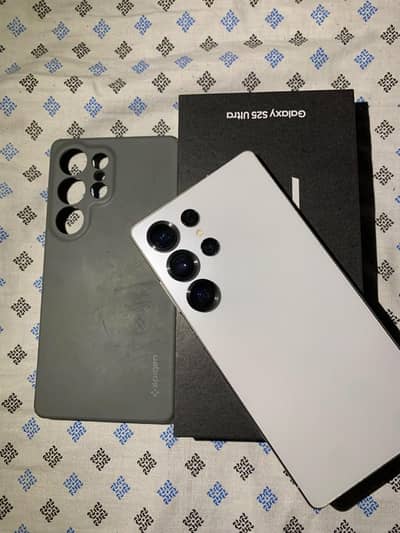 Samsung Mobile S25 Ultra