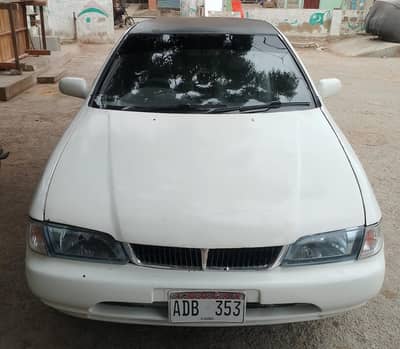 Nissan Sunny 2000
