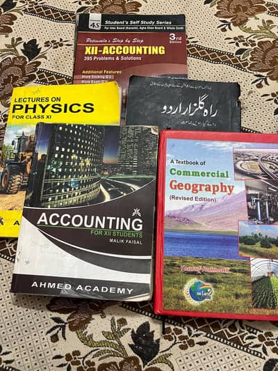 XI BOOKS