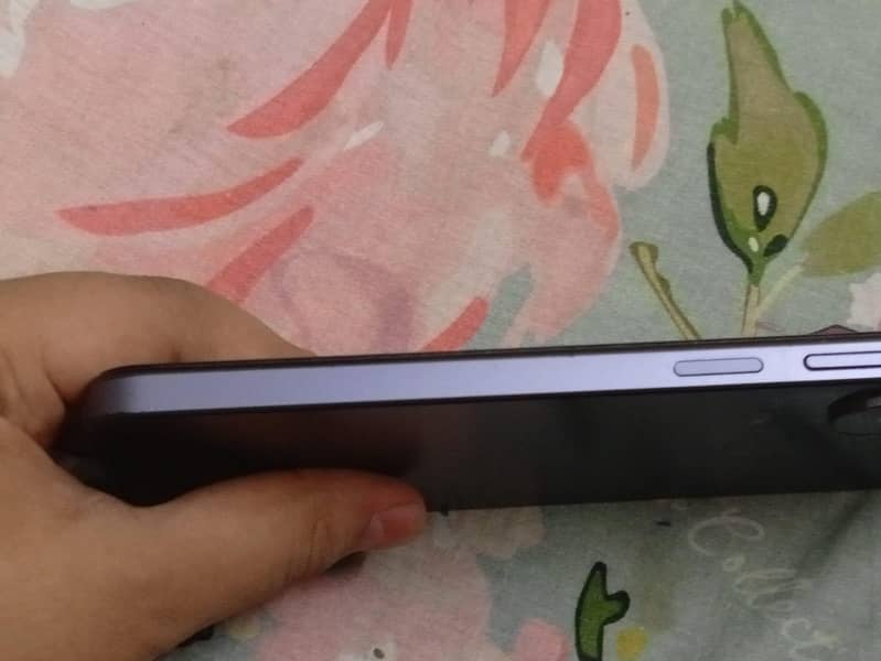 Realme Note 60 6