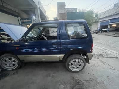 Mitsubishi Pajero 1996