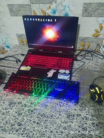 HP Omen 15i7-9750H 2060 8+512  15-inch screen with a 144Hz refresh rat