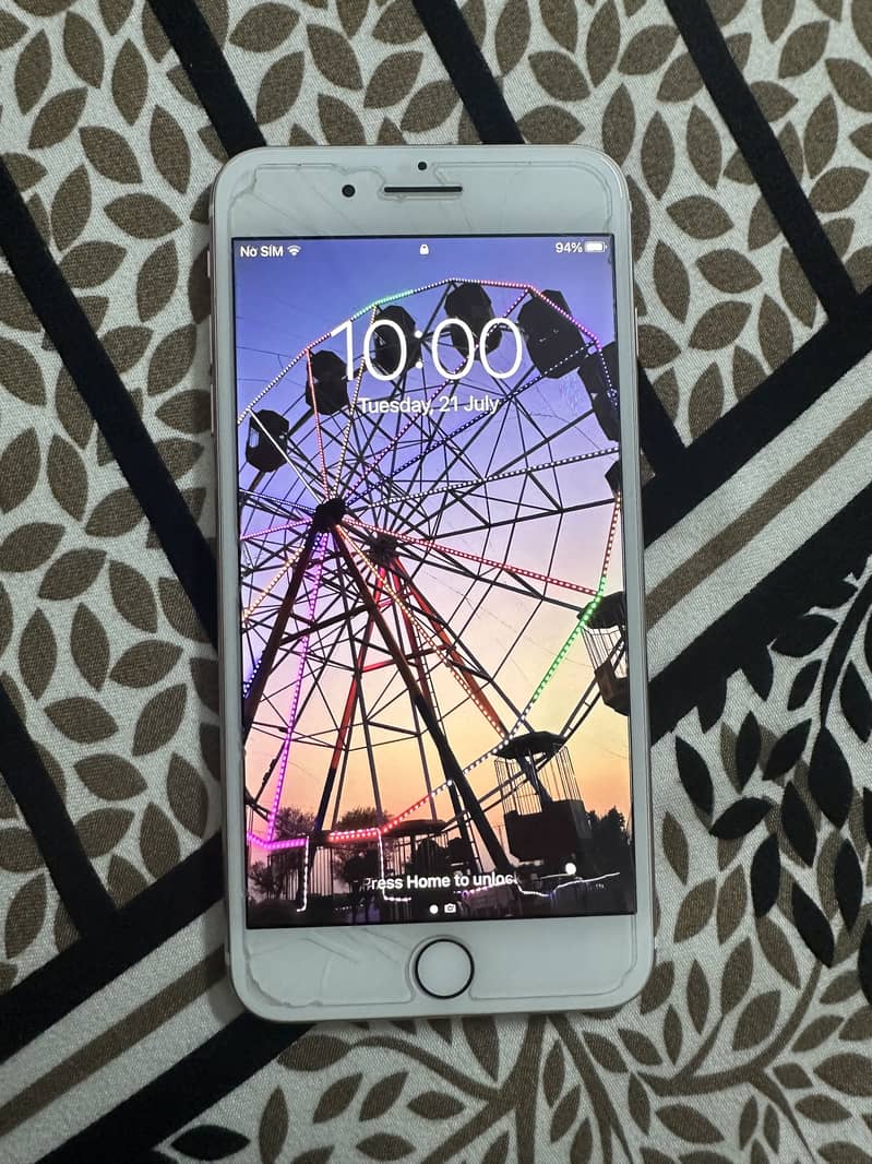 Apple iPhone 7 Plus 1