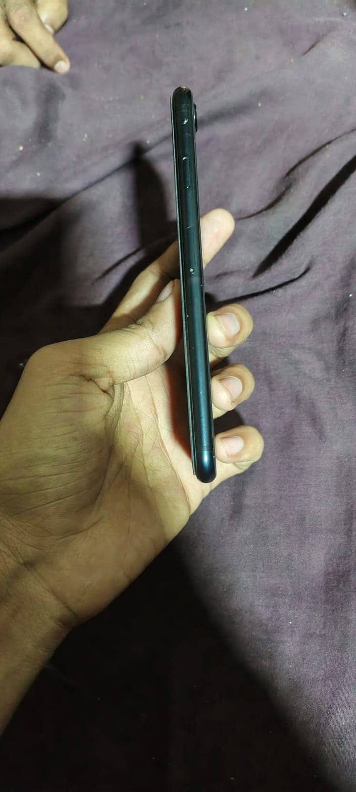 IPhone SE second generation 4