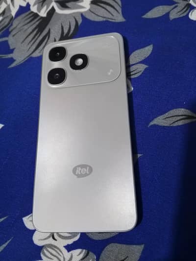 A904.00GB+8GB expandable 64.00GB Rom Dual sim pTa official approved.