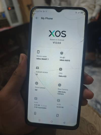 Inifnix smart 7. . . Box chregr and mobile