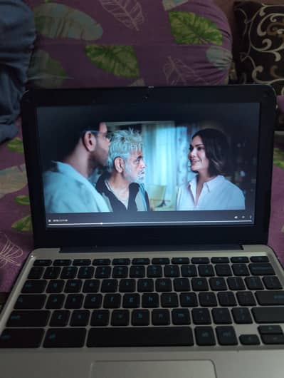 ASUS CHROMEBOOK