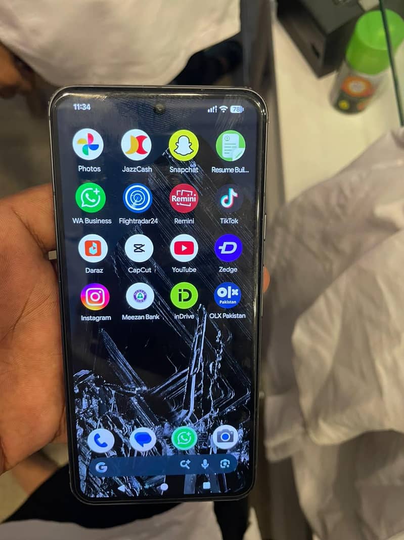 Google pixel 8 2