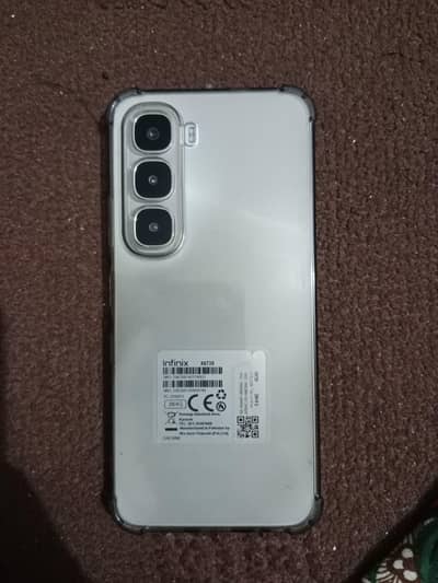 HOT 60 i.       8GB ram 256 GB memory