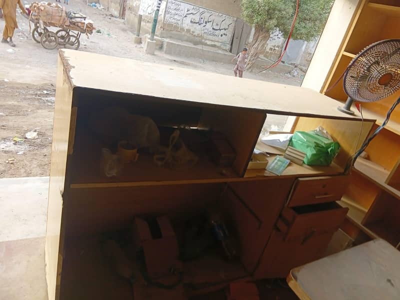 Shops Racks 7