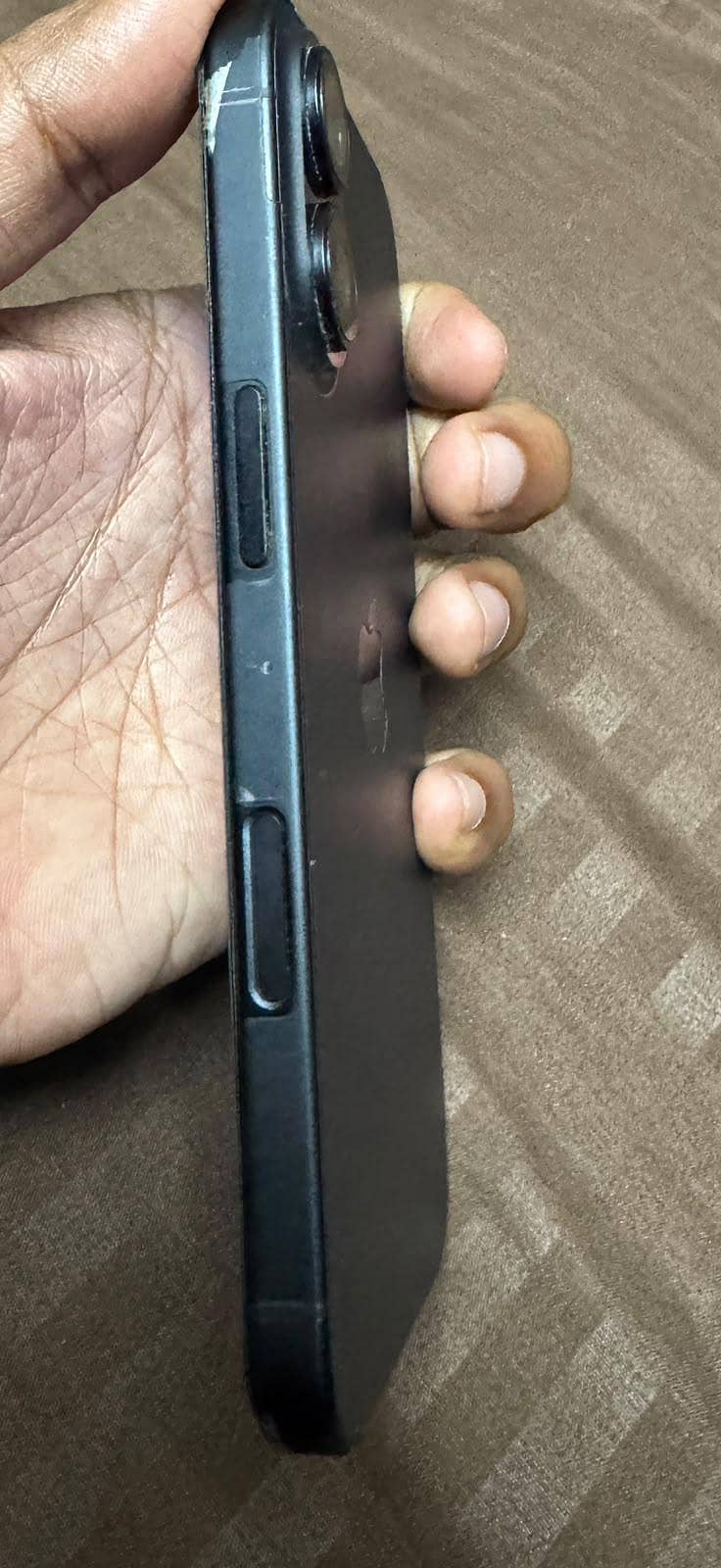 Apple iPhone 16 2