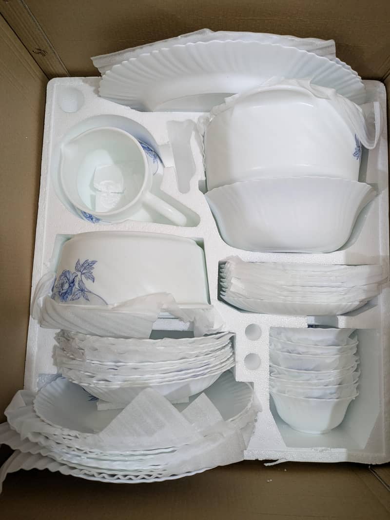 Dinner set 4