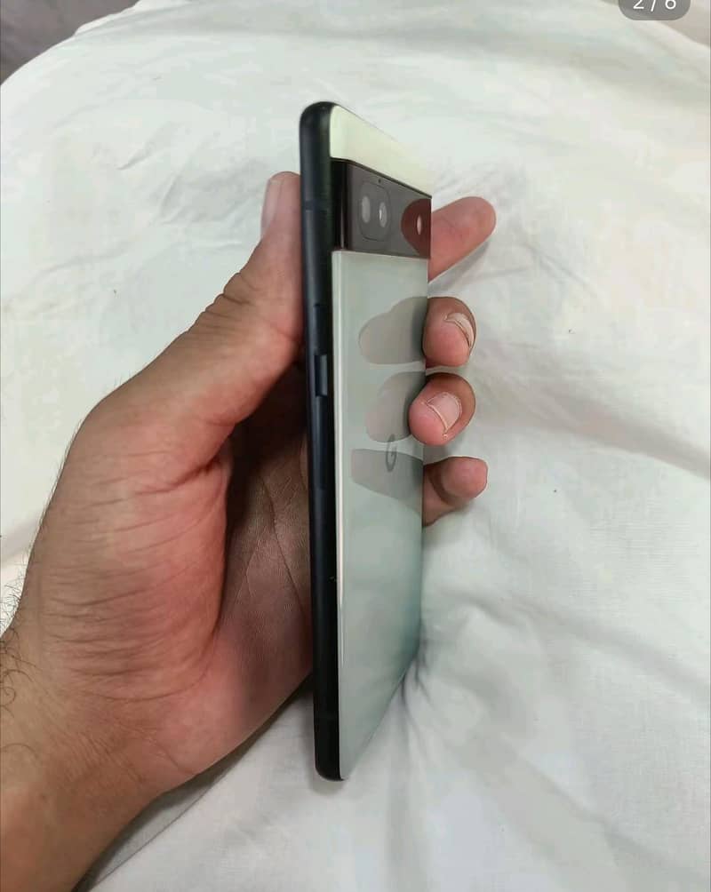 Google Pixel 6a 1
