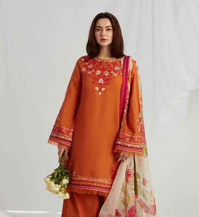 IZEL Luxury Embroidered Lawn Suit