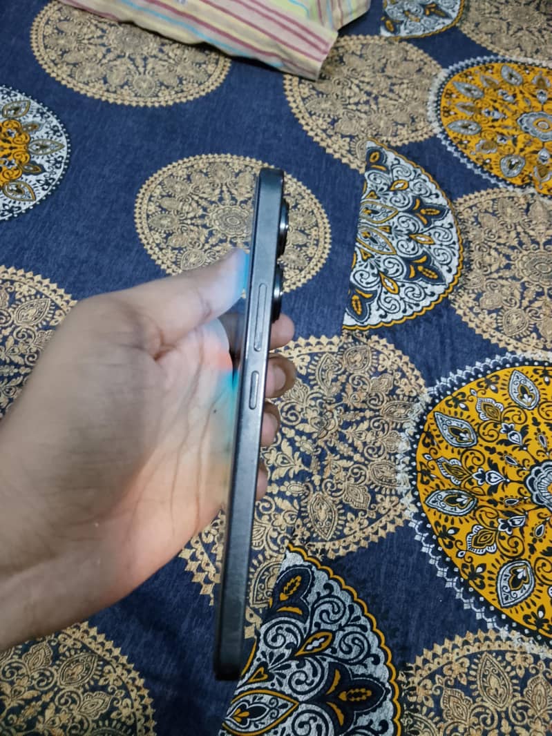 Xiaomi Redmi note 13 4