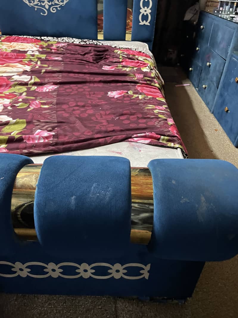 King bed 4