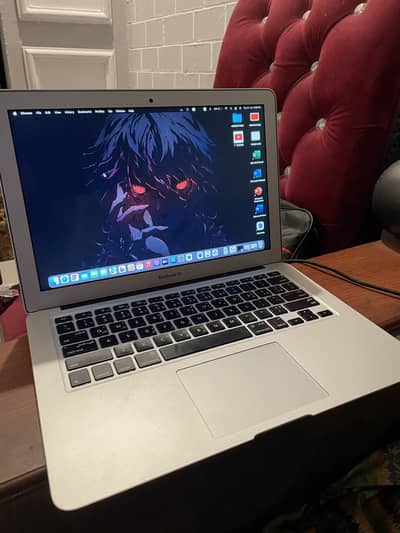 MacBook Air 2017 clean 10/10 condition