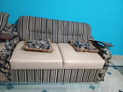BLACK AND FOAN 7 SEATER SOFA SET