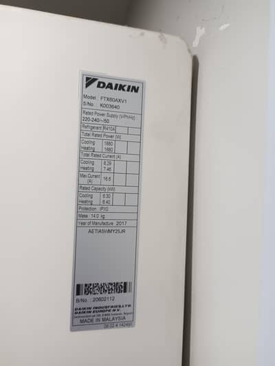 Daiken used AC 2 ton '03322024684