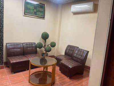 5 MARLA GROUND FLOOR FLAT INDEPENDENT IN AIT MOON MARKET