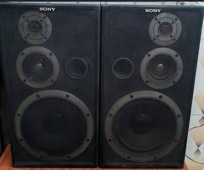 Sony 3 way bookshelf speakers SS-D205S