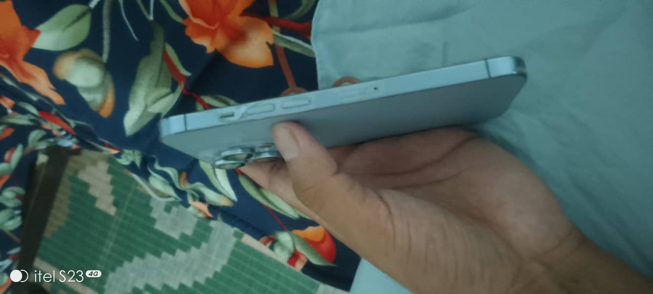 Iphone 13 pro jv 2
