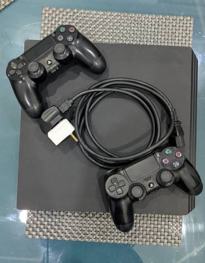 Playstation 4 Pro 1Tb with jailbreak and box