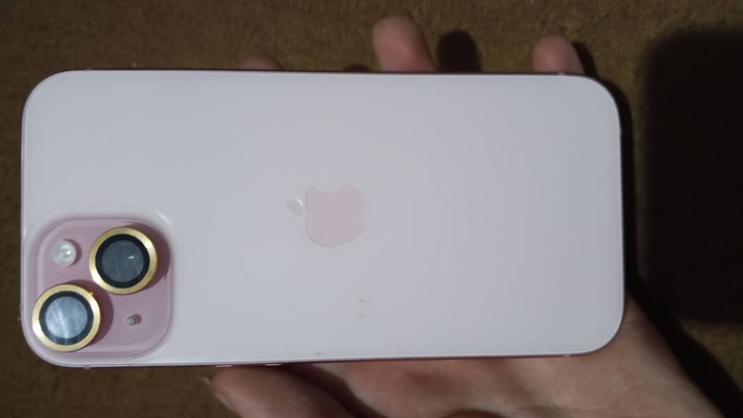 iPhone 15 2